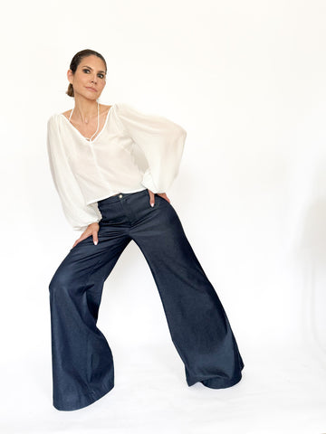 Pantaloni largi tip blug