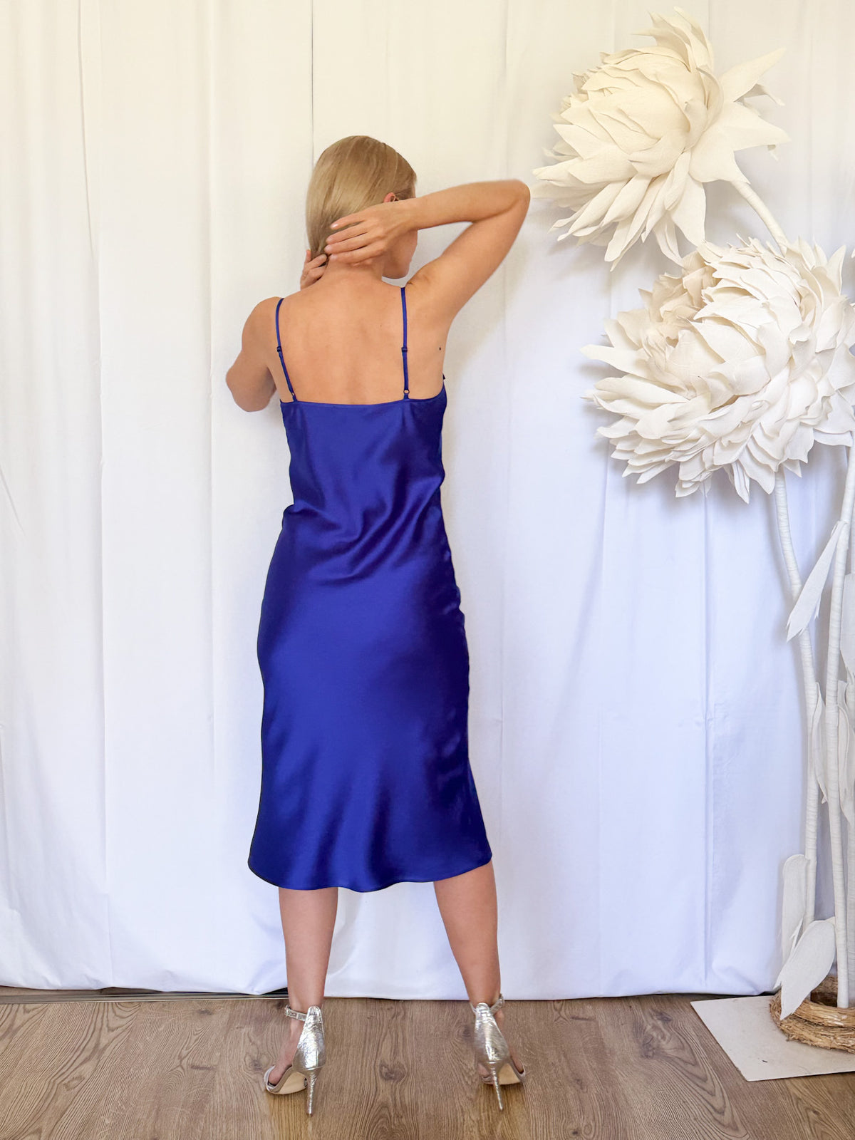 Rochie furou cu decolteu asimetric din matasica - idyllicstore