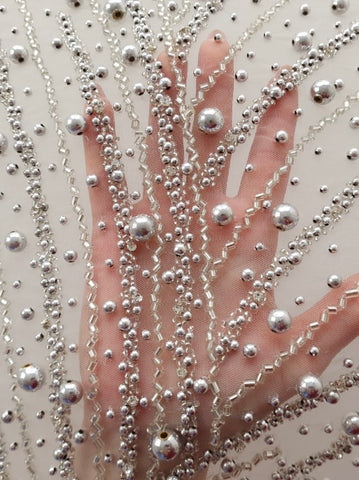 Rochie din broderie cu perle si aplicatii din organza
